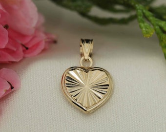 Art and Molly Real 14K Yellow Gold Polished Shiny Heart Pendant