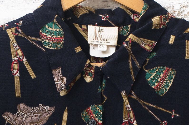 Vintage winter patterns shirt Ski patterned blouse Vintage blouse Ski patterns Les Ailes de la Mode Winter ski shirt