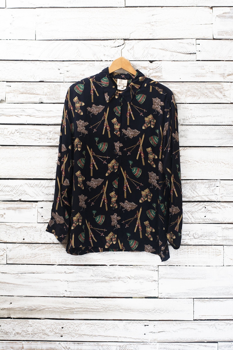 Vintage winter patterns shirt Ski patterned blouse Vintage blouse Ski patterns Les Ailes de la Mode Winter ski shirt