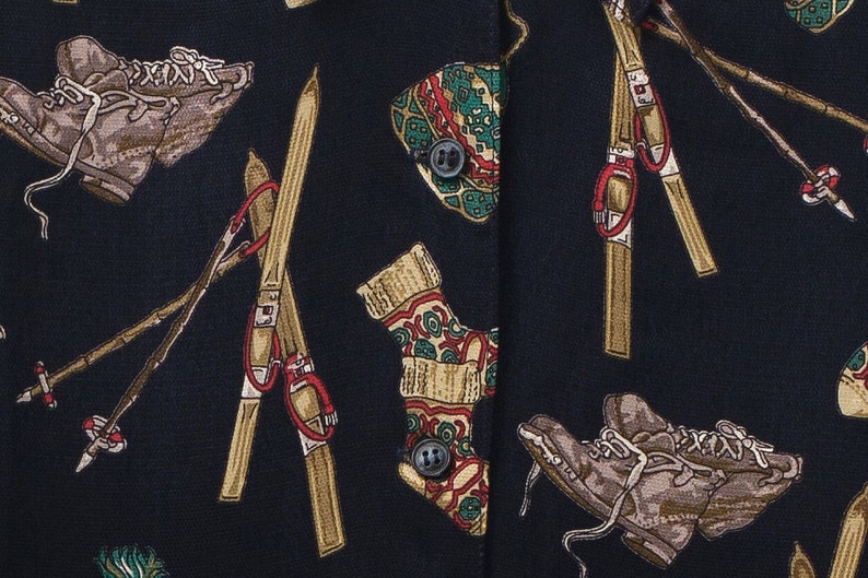 Vintage winter patterns shirt Ski patterned blouse Vintage blouse Ski patterns Les Ailes de la Mode Winter ski shirt