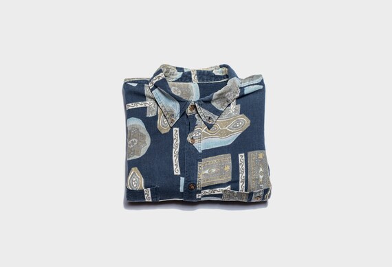 Vintage men's abstract-patterned shirt. Long-handl