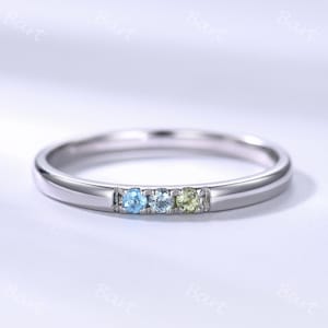 Green Blue Family Birthstone Ring Topaz Aquamarine Peridot 2mm Personalized Dainty Birthstone Band, White Gold Ring for Mom Anniversary ring