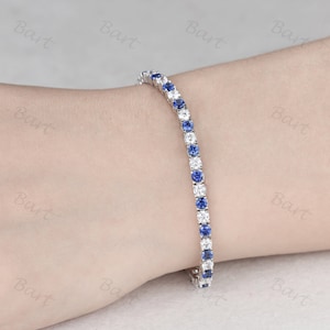 Blauer Saphir Moissanit Tennis Armreif: 14k Weißgold Silber Armreif