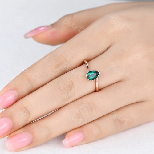 Emerald Bypass Engagement Ring shops Art Deco Emerald May Birthstone Women Daily Ring Pear Cut Emerald Bezel Anniversary Ring Bridal Promise Ring