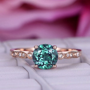 Alexandrite vintage ring,Art deco diamond band,Alexandrite rose gold ring,Unique gift for women,Round cut alexandrite ring,Anniversary ring