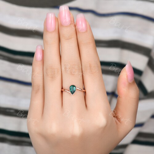 Emerald Bypass Engagement Ring shops Art Deco Emerald May Birthstone Women Daily Ring Pear Cut Emerald Bezel Anniversary Ring Bridal Promise Ring