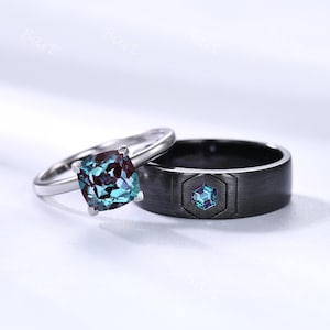 Anillo de pareja de alejandrita en oro blanco y negro, anillo de bodas para él y para ella, anillo de compromiso con cojín y piedra de nacimiento de junio, banda cepillada para hombre.