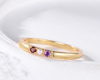 3 Stones Gold Wedding Band Garnet Pearl Amethyst Stackable Ring Minimalist 3 Personalized Family Birthstone Ring Mother Ring Gift for Her