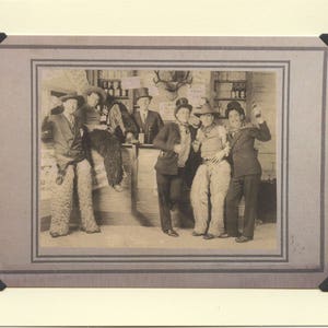 Very Gay Bar: Vintage LGBTQ + Card - cowboy valentijn, Westerse thema gay kaart, vrijgezellenfeest uitnodiging, kaart voor barman, kaart voor brouwer