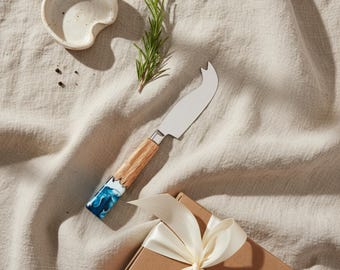 Resin Cheese Knife Set, Handmade Acacia Cheese Spreaders, Modern Entertaining Gift, Artisan Kitchen & Homeware