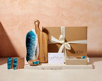 Anniversary Gift for Couple Personalized Charcuterie Bundle Engraved Cheeseboard with Knives Coasters Gift Box Personalised