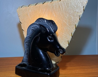 Lámpara Art Deco Lámpara de cerámica vintage Lámpara de noche Lámpara de TV Art Deco Lámpara de fibra de vidrio con cabeza de caballo