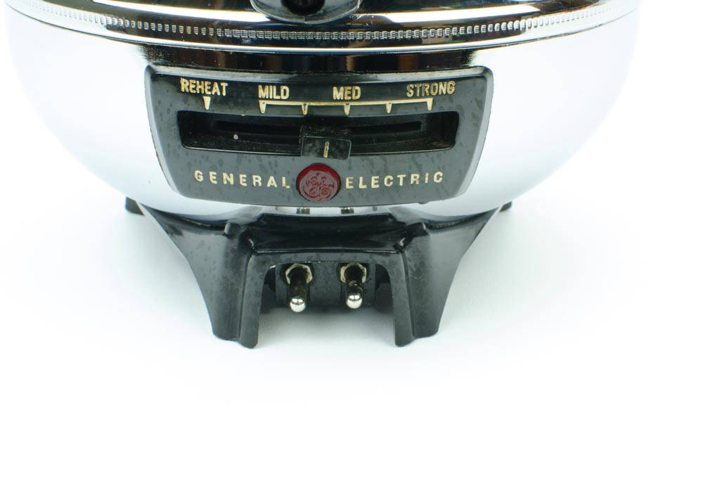 General Electric Automatic Coffee Maker, P400A 9 Cup Pot Bellied