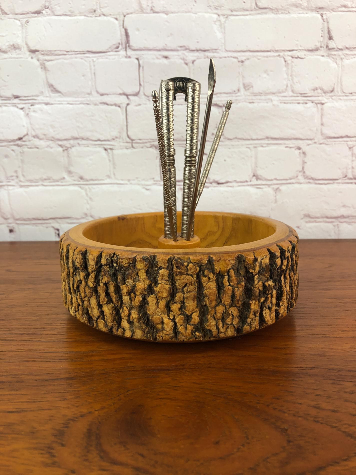 Ellwood Rusticware Nut Bowl, Rustic Nut Bowl, Christmas Nut Bowl