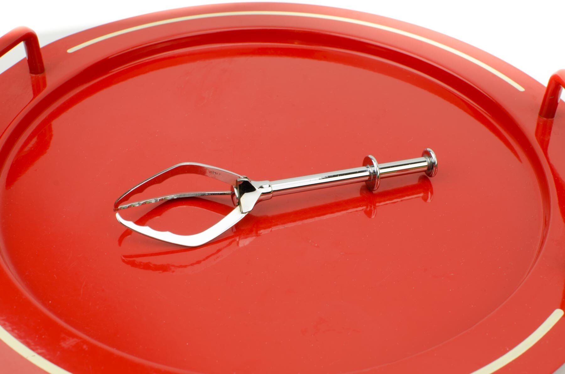 Retractable Italian Ice Tongs, Push Button Mechanical Ice Cube Grabber