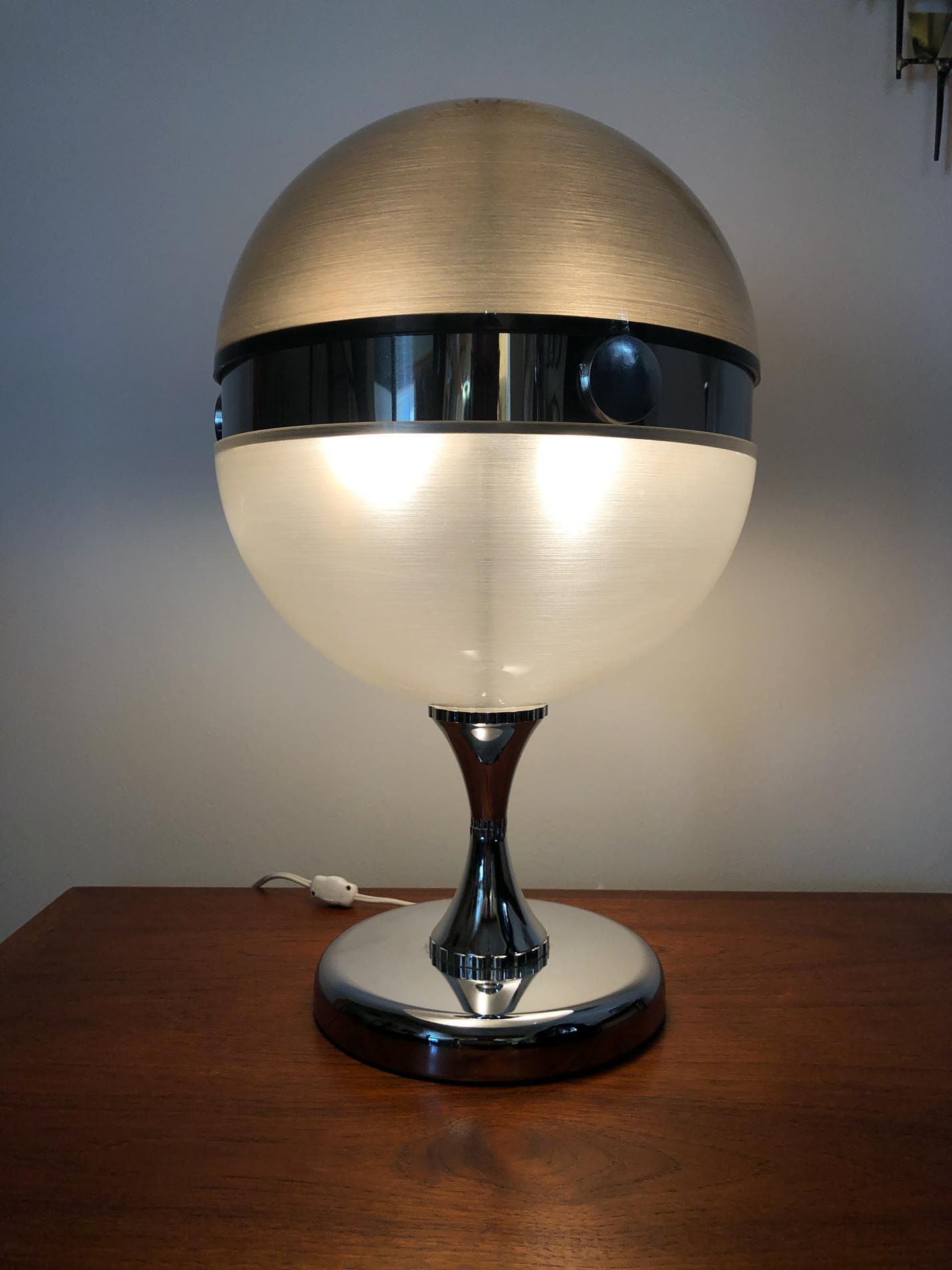 space age lamp