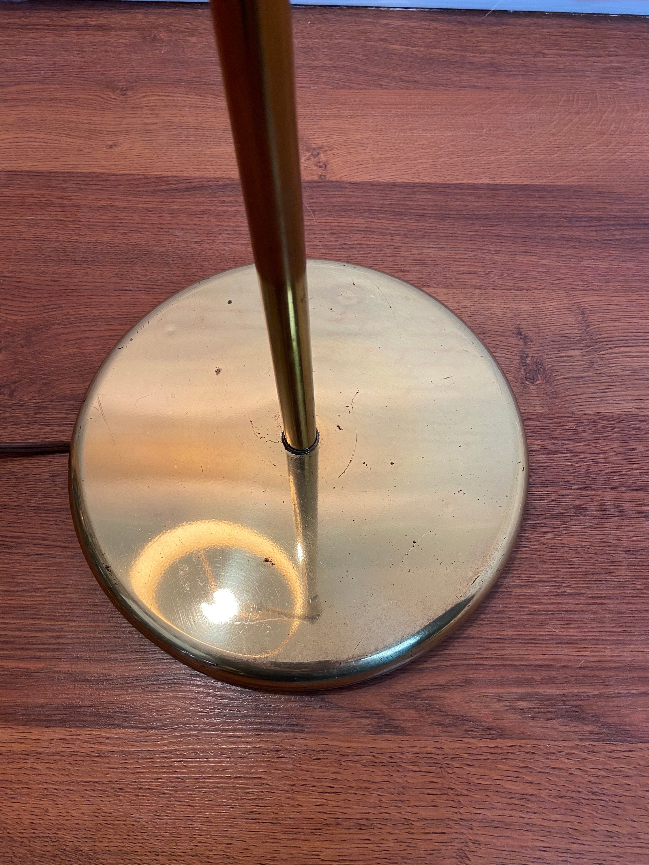 MCM Floor Lamp, Mid Century Floor Lamp, Fiberglass Shade Floor Lamp