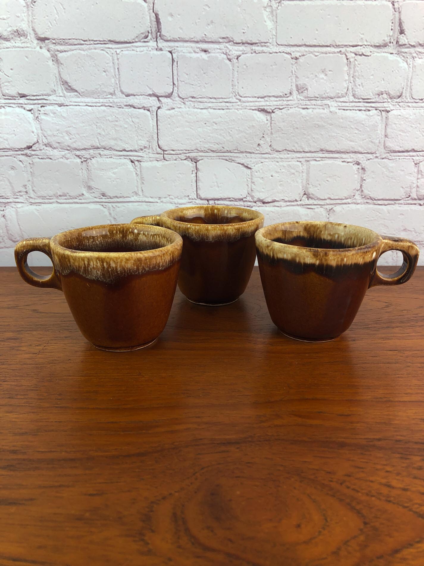 Hull Brown Drip Coffee Mugs(3), Oven Proof USA, House and Garden,Mirror