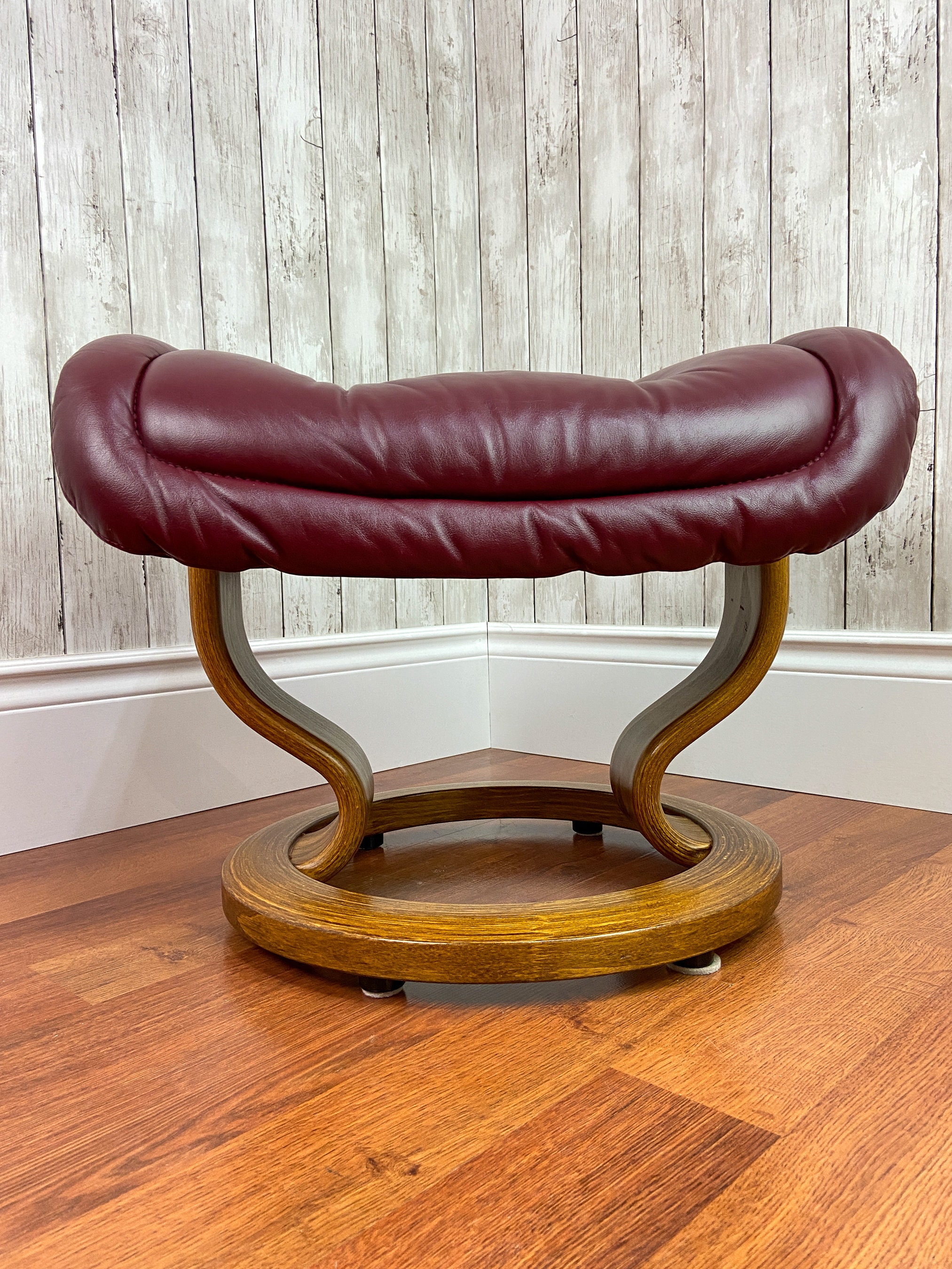 Ekornes Stressless Ottoman Ekornes Stressless Classic Ottoman Vintage
