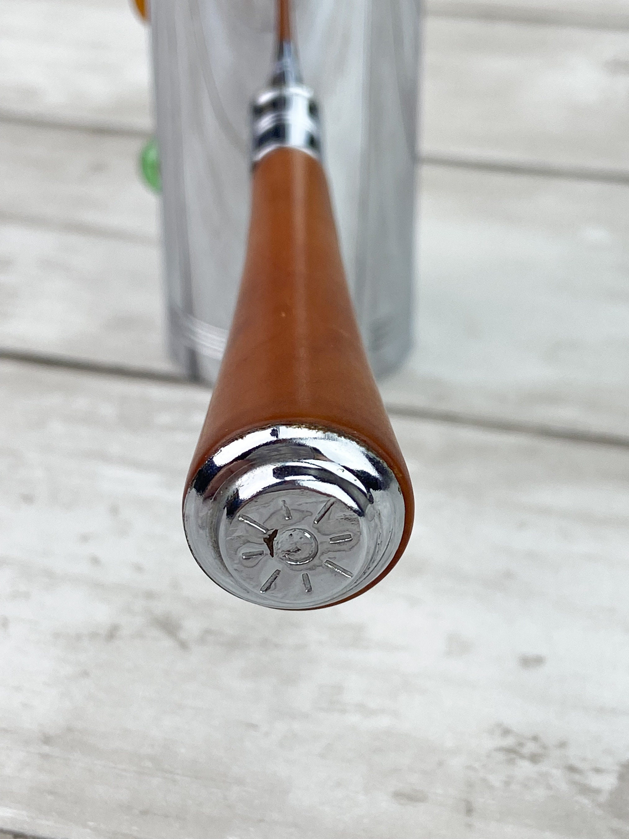 Glo Hill Barmates Bakelite Set Stoplight Jigger Bakelite Jigger