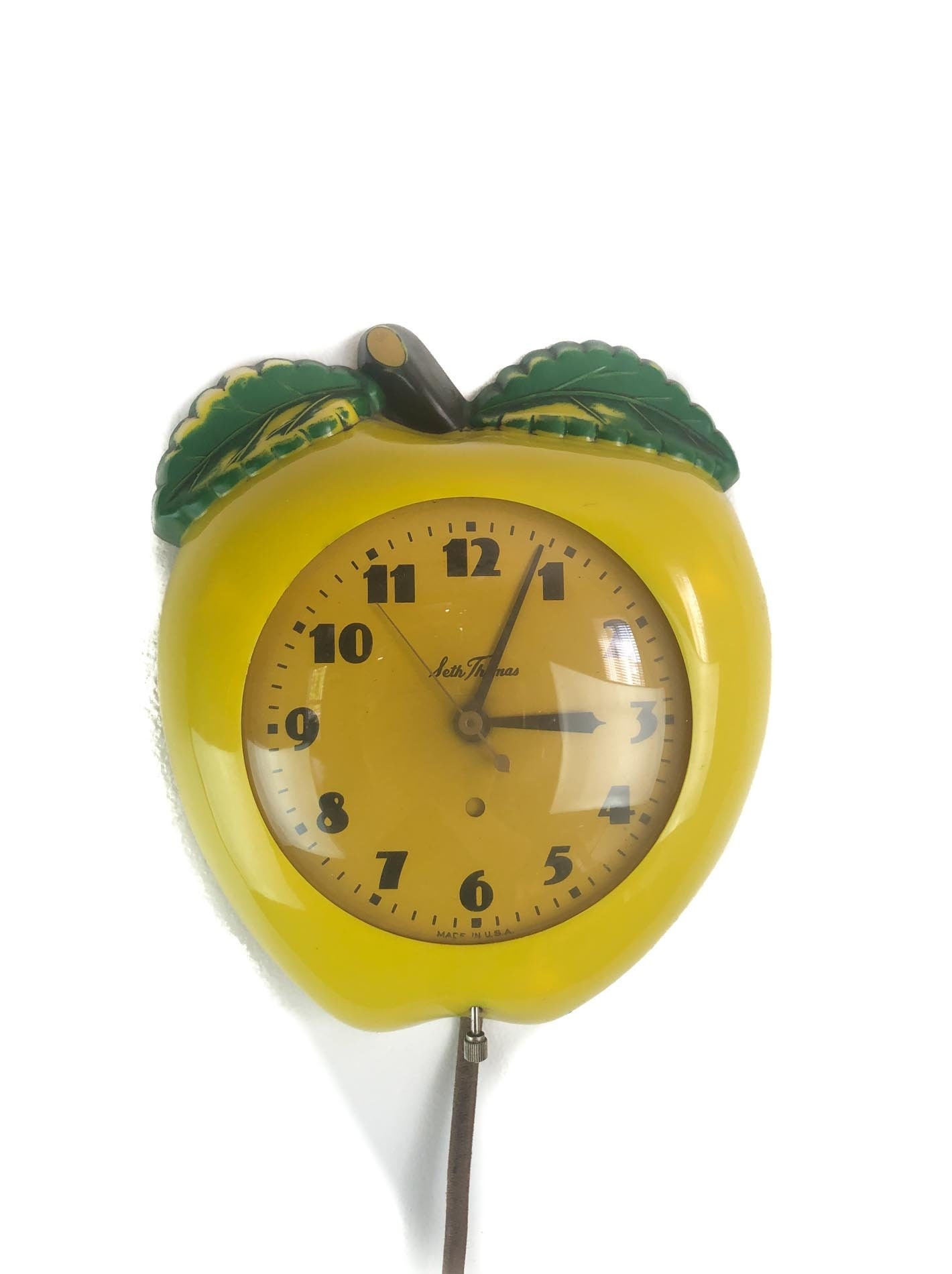 MCM Wall Clock, Mid Century Wall Clock,1950s Kitchen Clock, Apple Wall