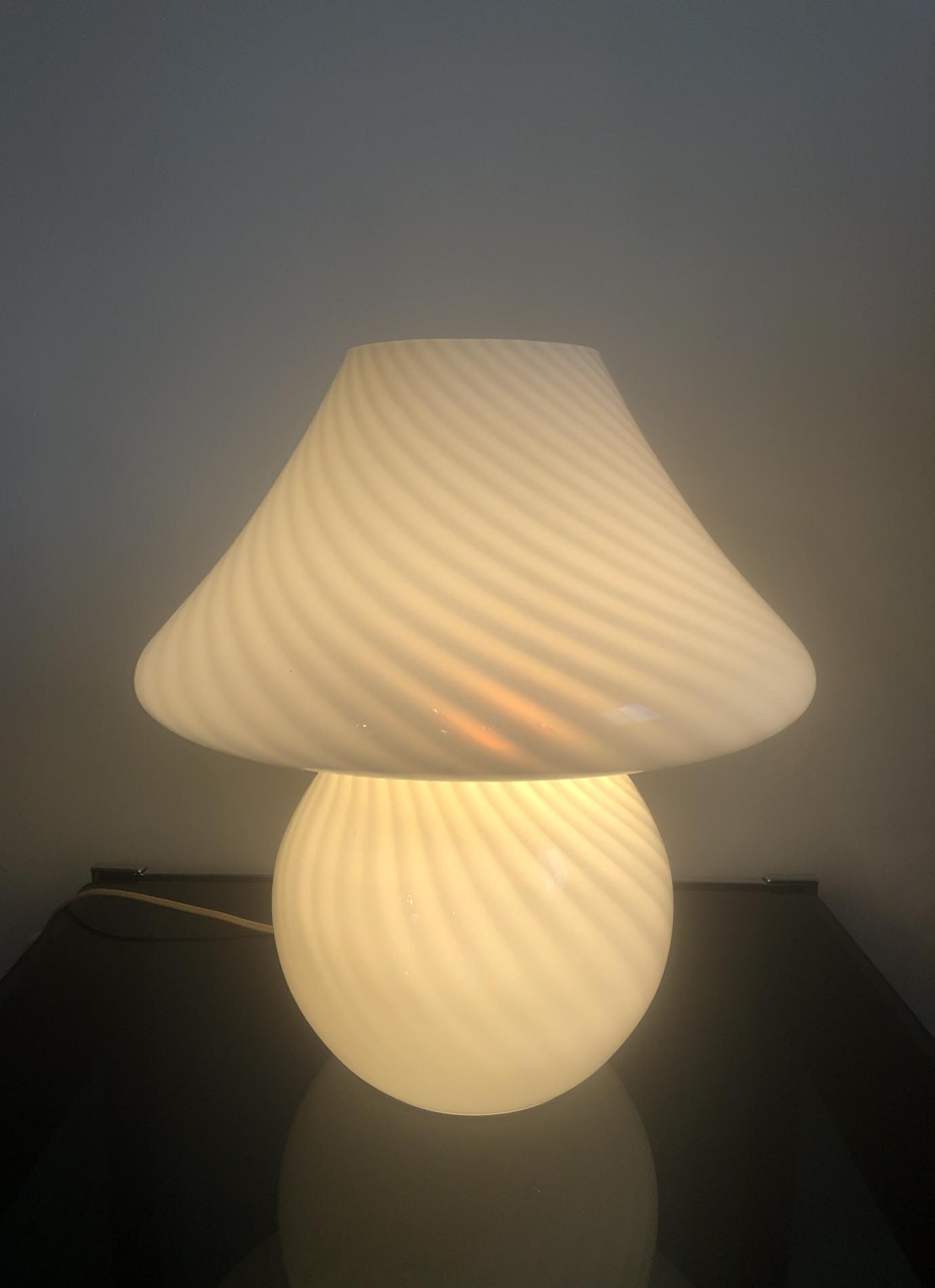 Murano Mushroom Lamp, Murano Mushroom Glass Lamp, Murano Swirl Mushroom