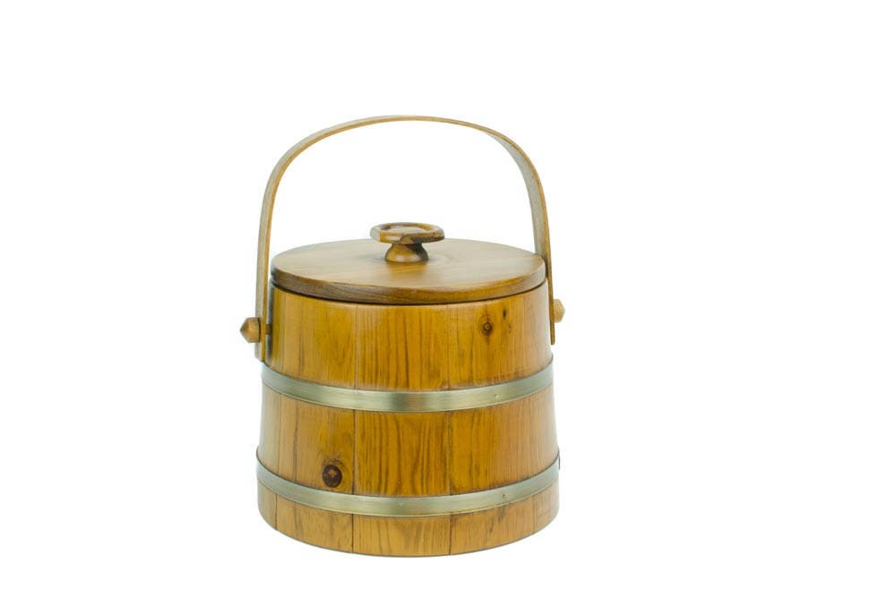Woodworking wood bucket
