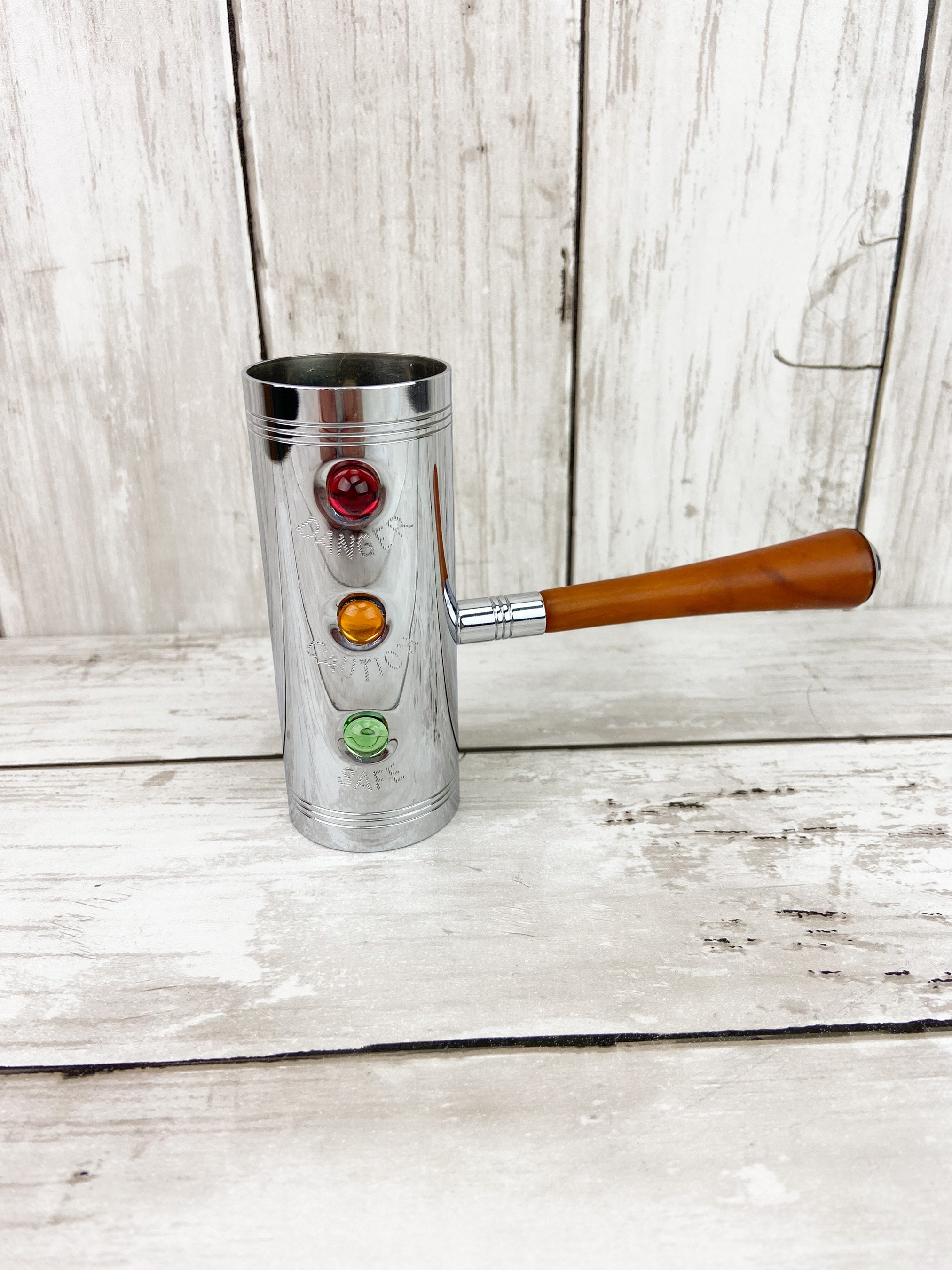 Glo Hill Barmates Bakelite Set Stoplight Jigger Bakelite Jigger