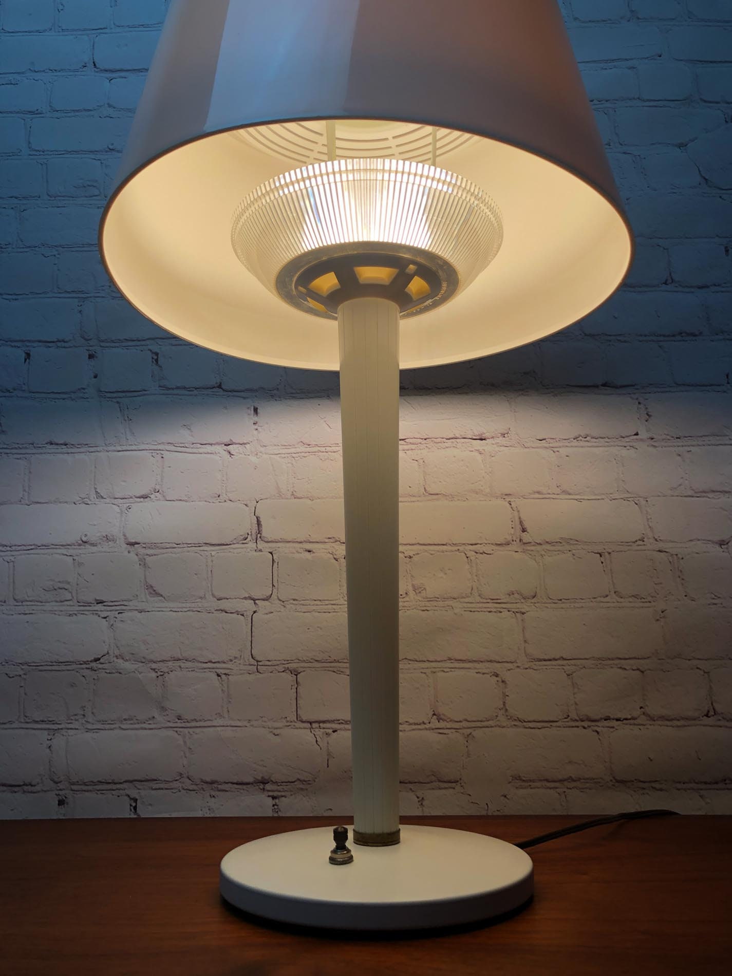 Gerald Thurston Lamp, Lightolier Lamp, Mid Century Modern Table Lamp