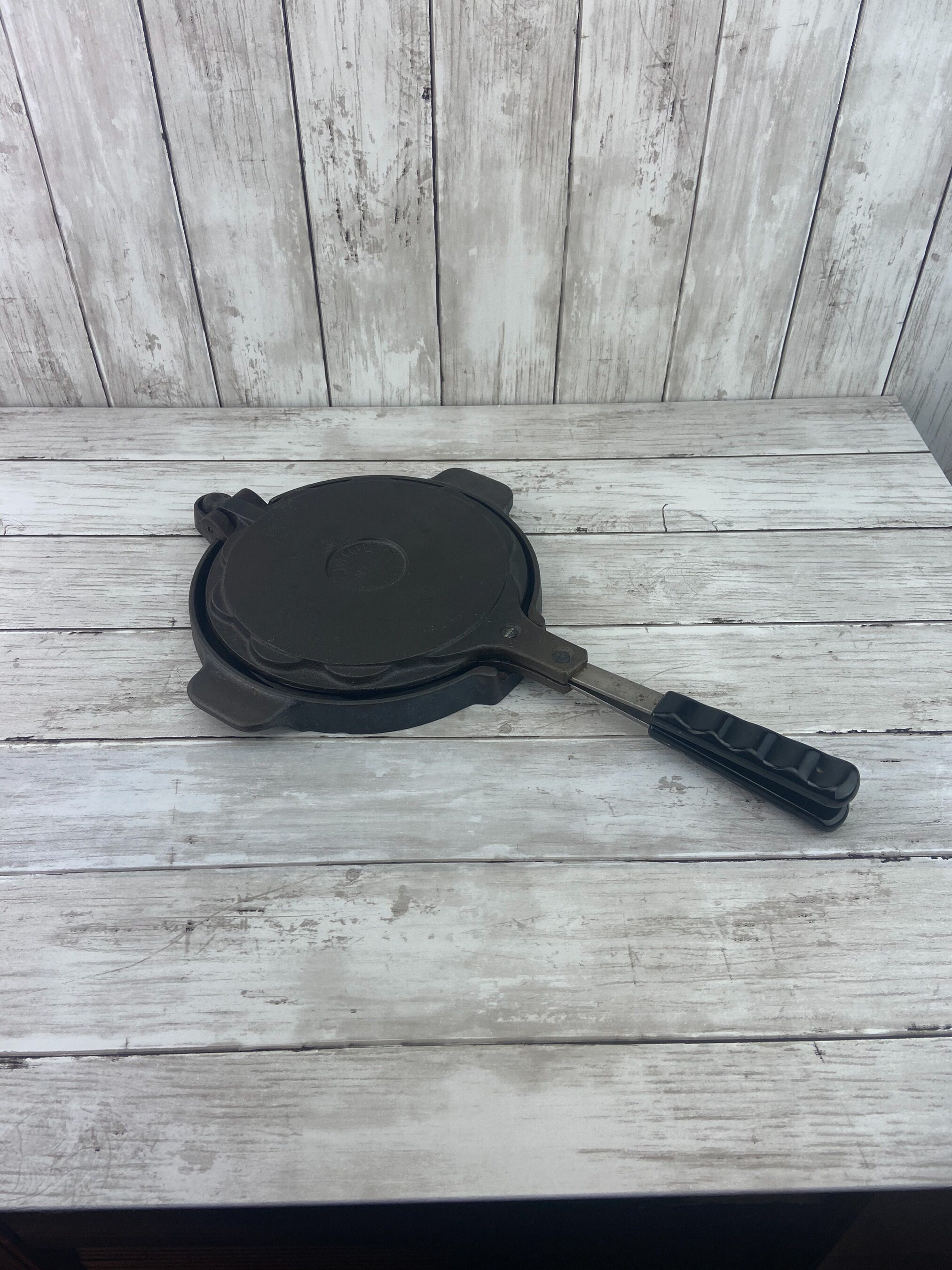 Vintage Jotul Heart Shape Waffle Maker, Norwegian Waffle Iron, Cast