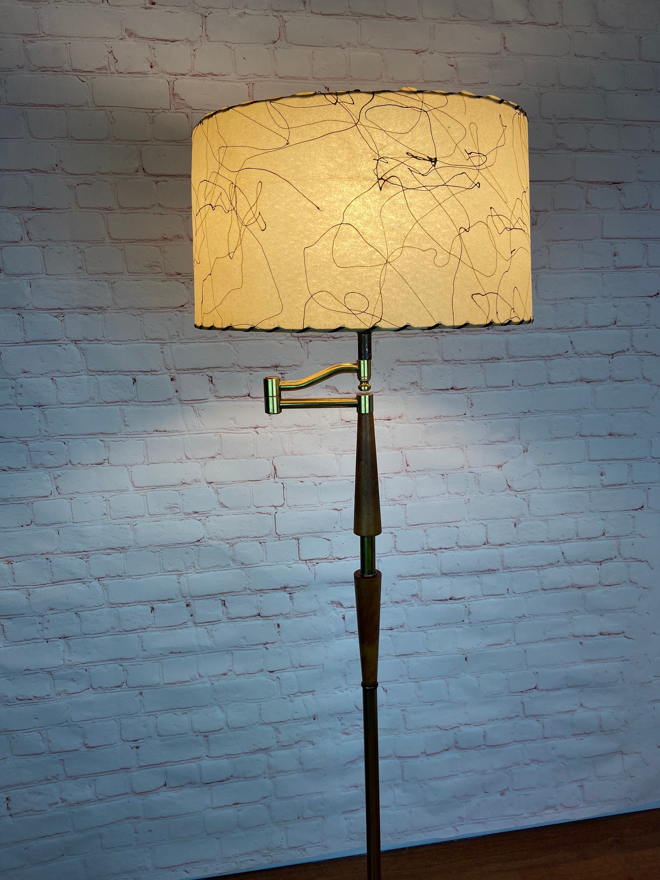 MCM Floor Lamp, Mid Century Floor Lamp, Fiberglass Shade Floor Lamp