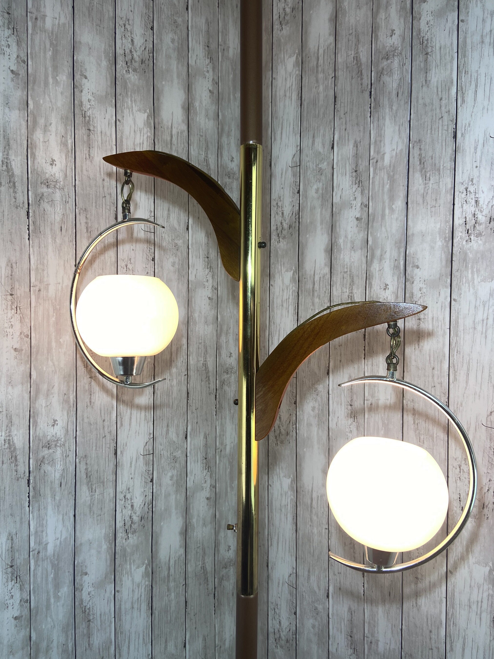 Tension Pole Lamp MCM Pole Lamp Mid Centur Modern Tension Pole Mid