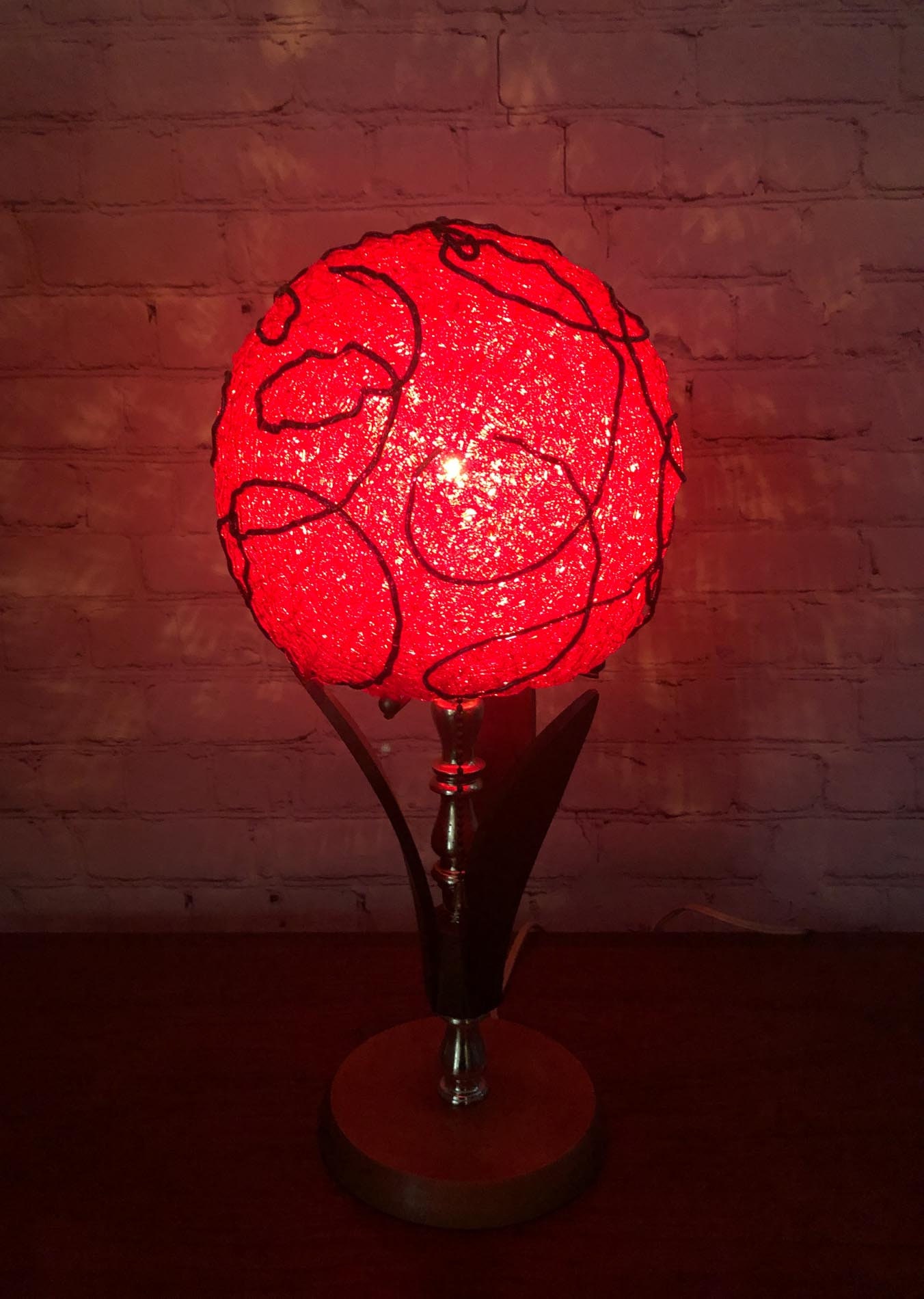 Lucite Table Lamp, Spaghetti Lucite Table Lamp, Vintage Lucite Lamp