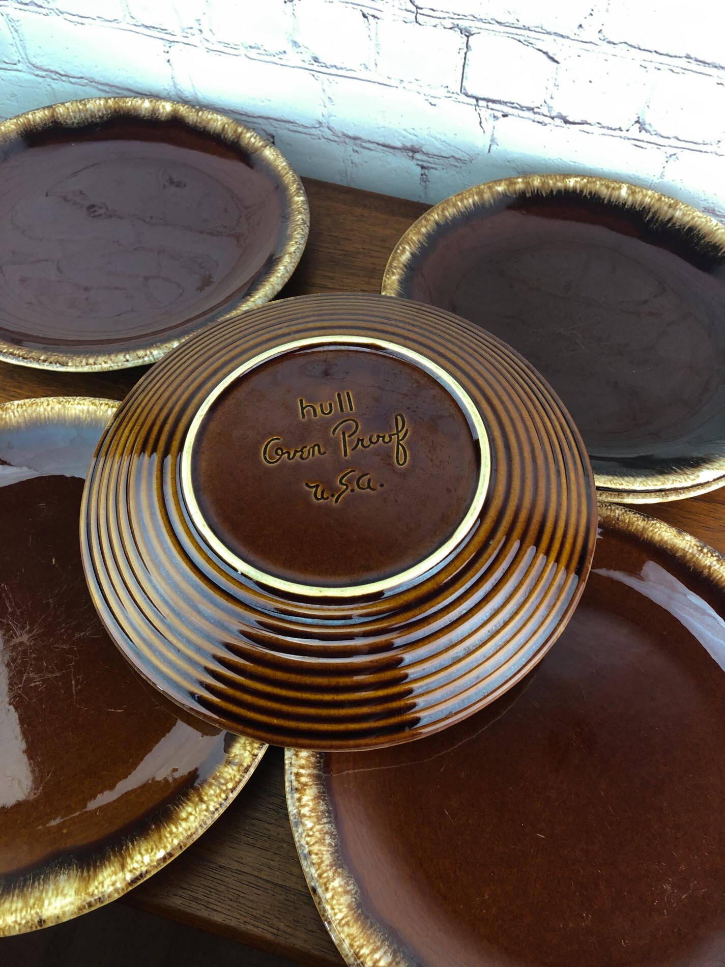 Hull Dinner Plates (6), Hull Brown Drip Oven Proof USA Dinner Plates