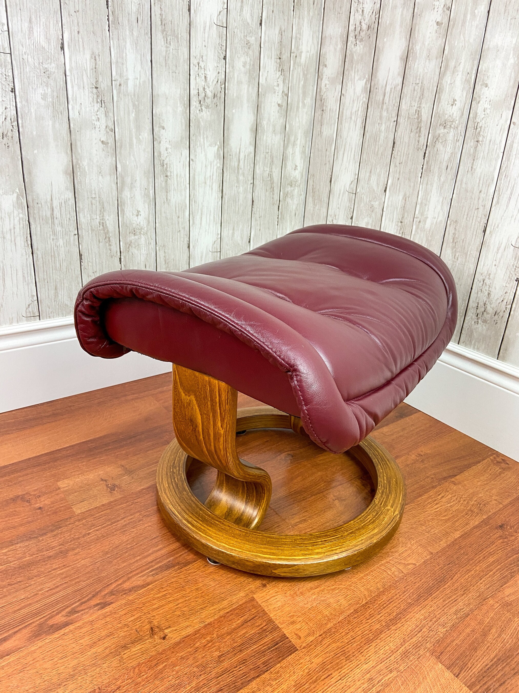 Ekornes Stressless Ottoman Ekornes Stressless Classic Ottoman Vintage