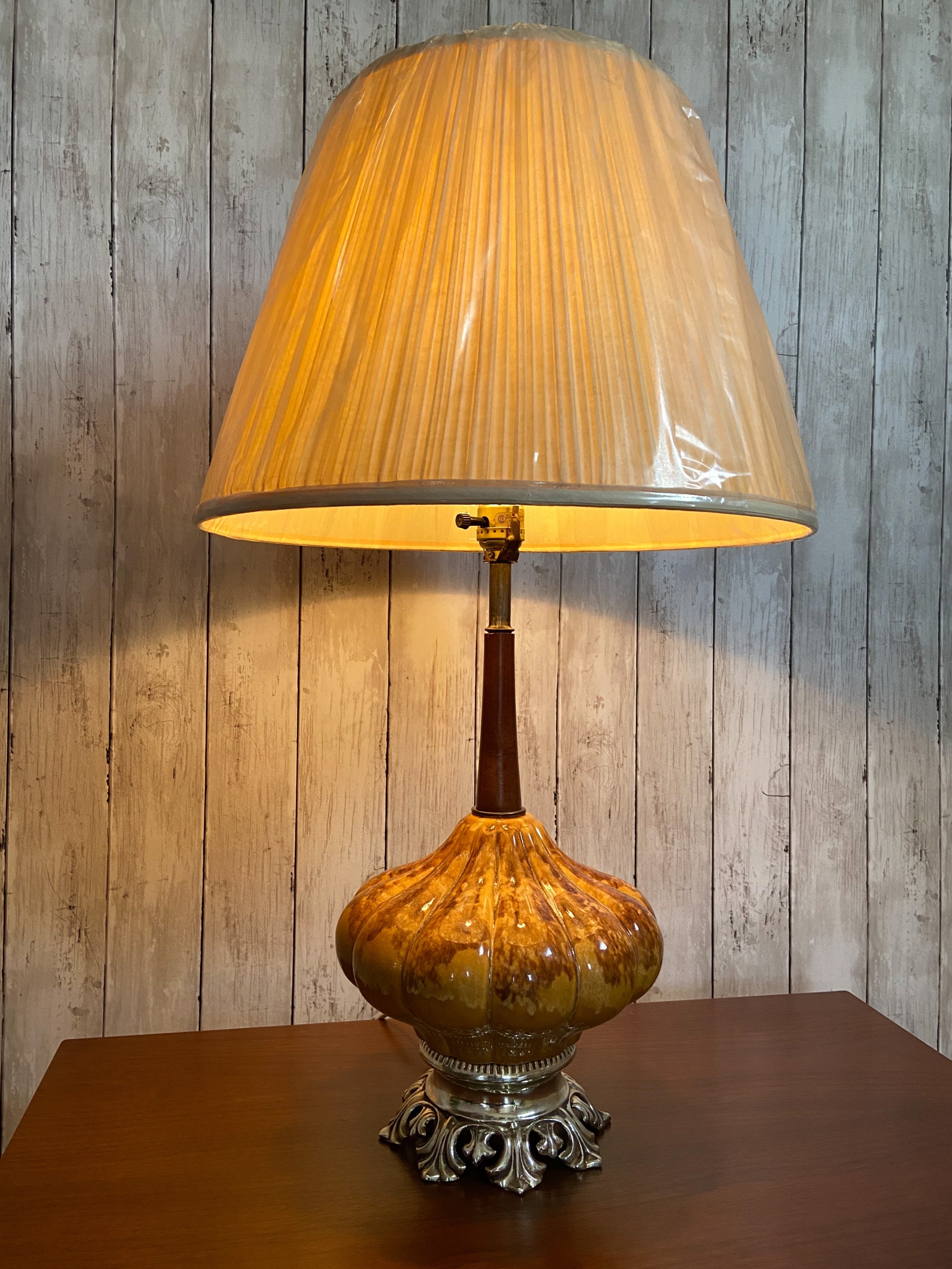 Mid Century Ceramic Lamp MCM Table Lamp Vintage Ceramic Lamp Walnut and