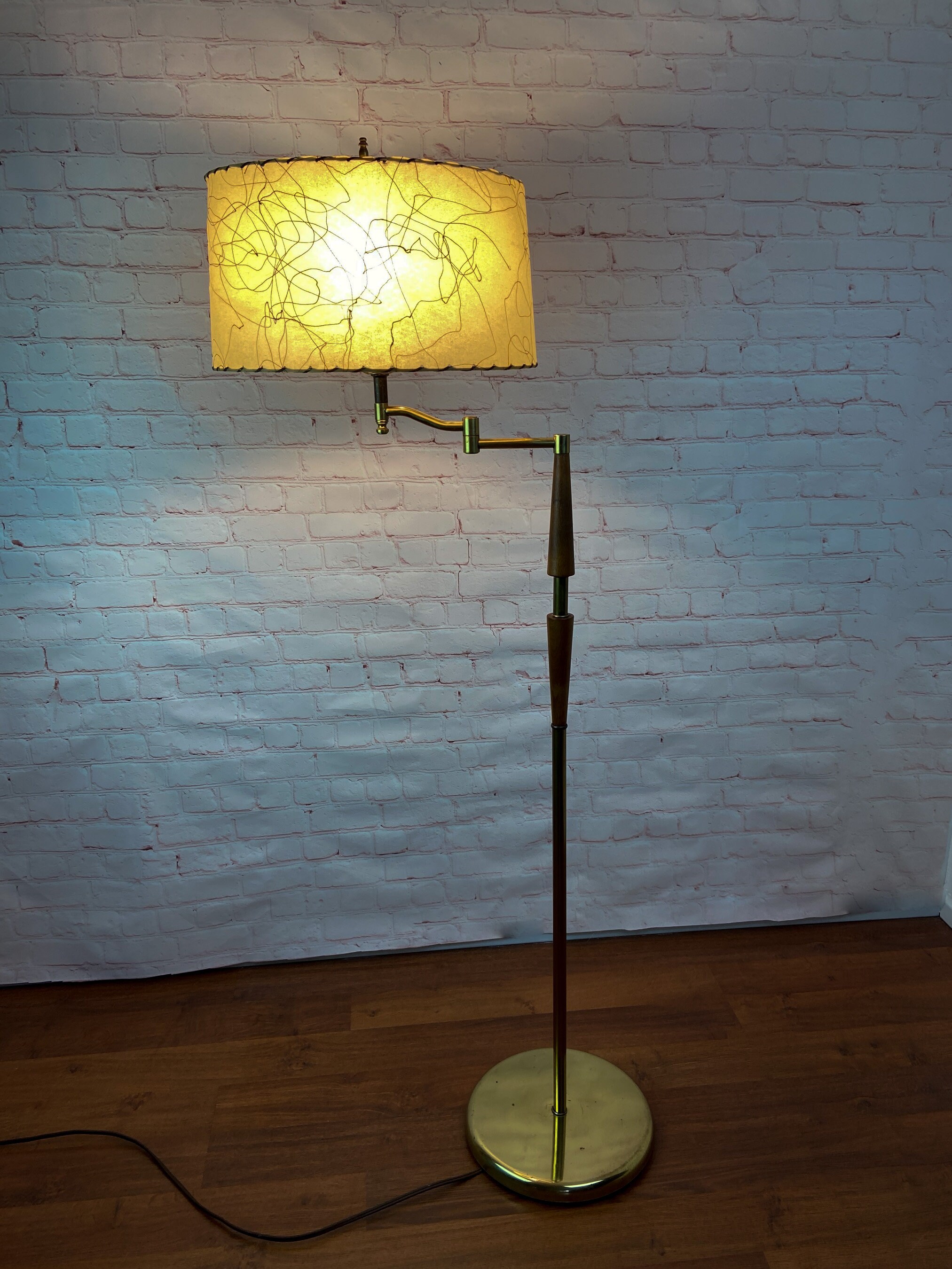 MCM Floor Lamp, Mid Century Floor Lamp, Fiberglass Shade Floor Lamp