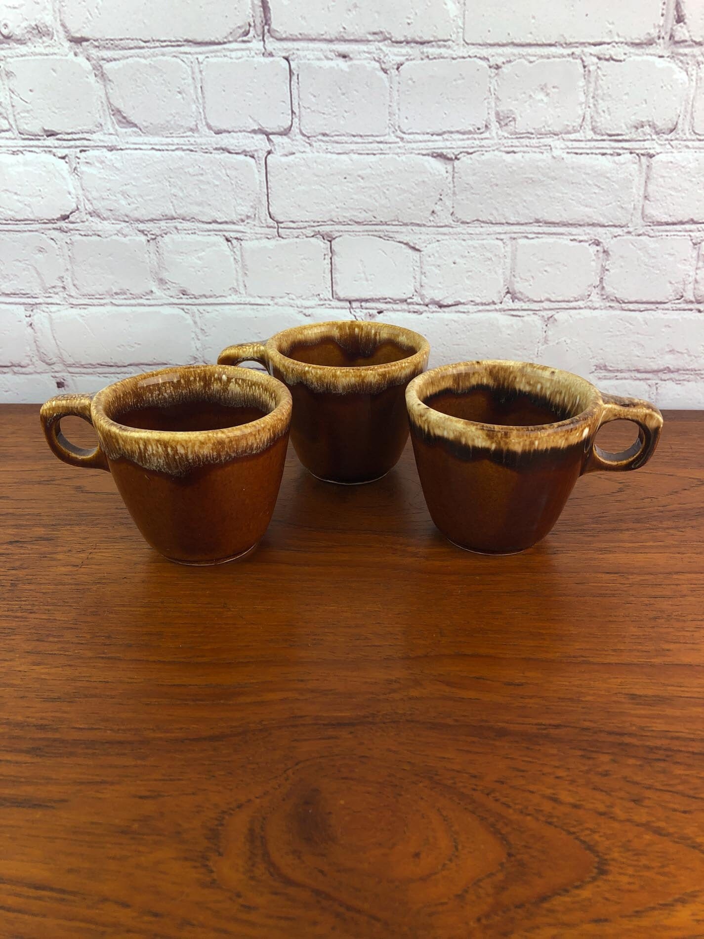 Hull Brown Drip Coffee Mugs(3), Oven Proof USA, House and Garden,Mirror