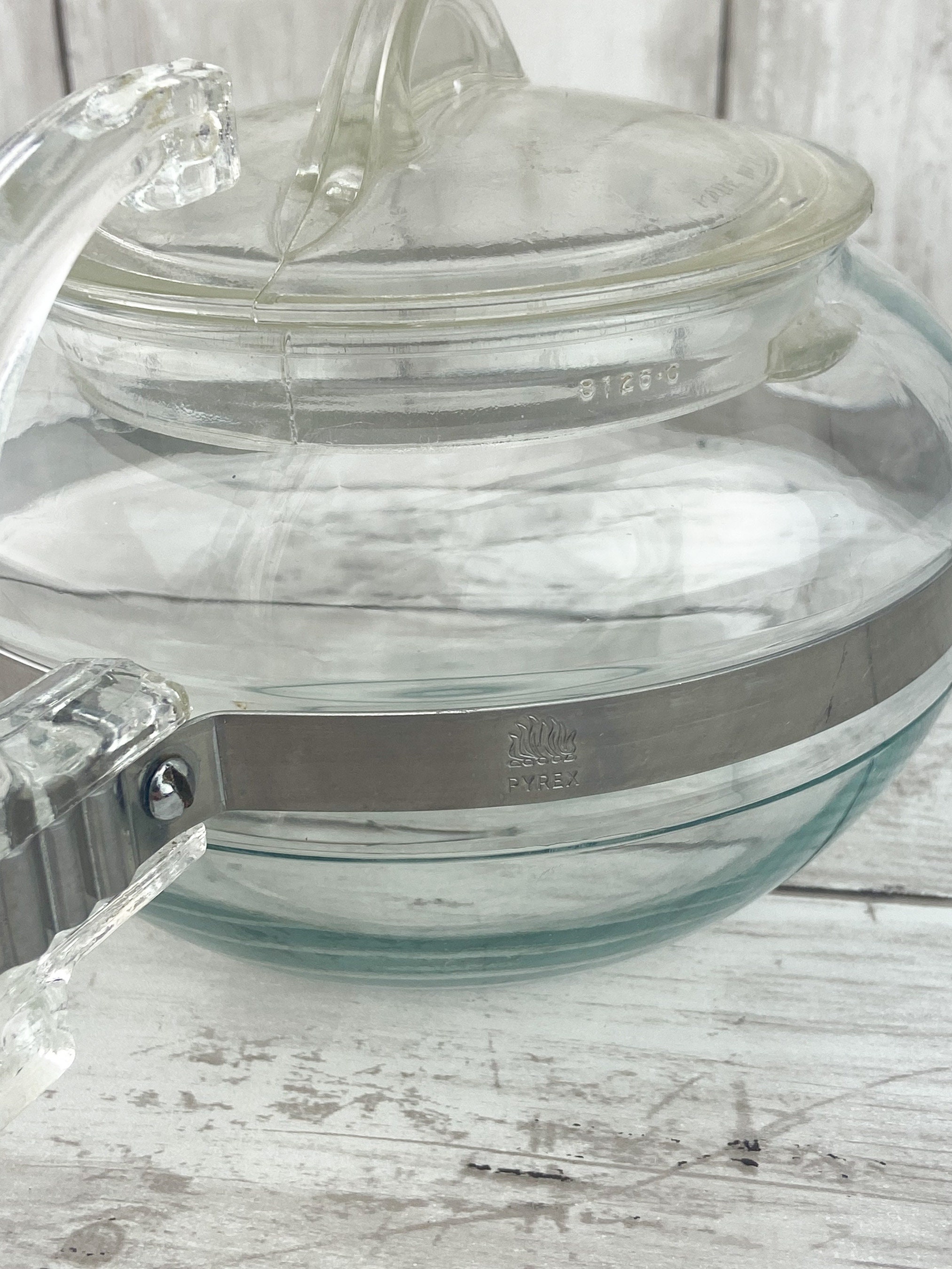 Pyrex Teapot 8126 B Teapot