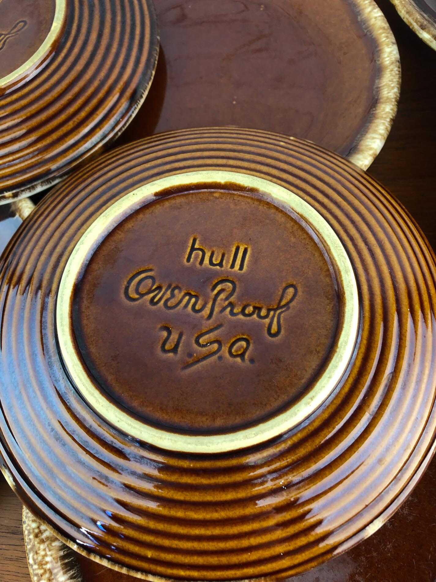 Hull Dessert Salad Plates (10), Hull Brown Drip Oven Proof USA Dessert