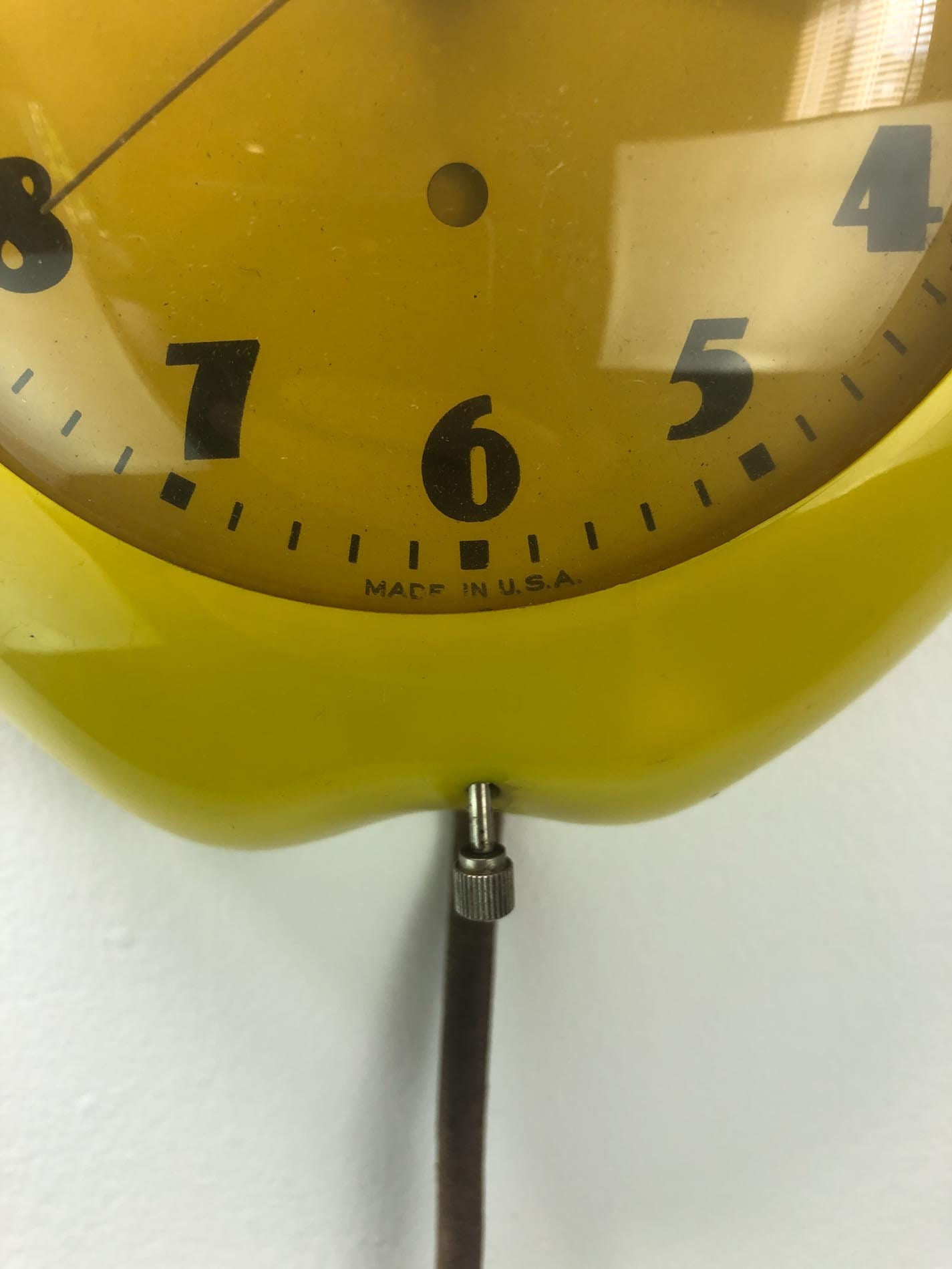 MCM Wall Clock, Mid Century Wall Clock,1950s Kitchen Clock, Apple Wall