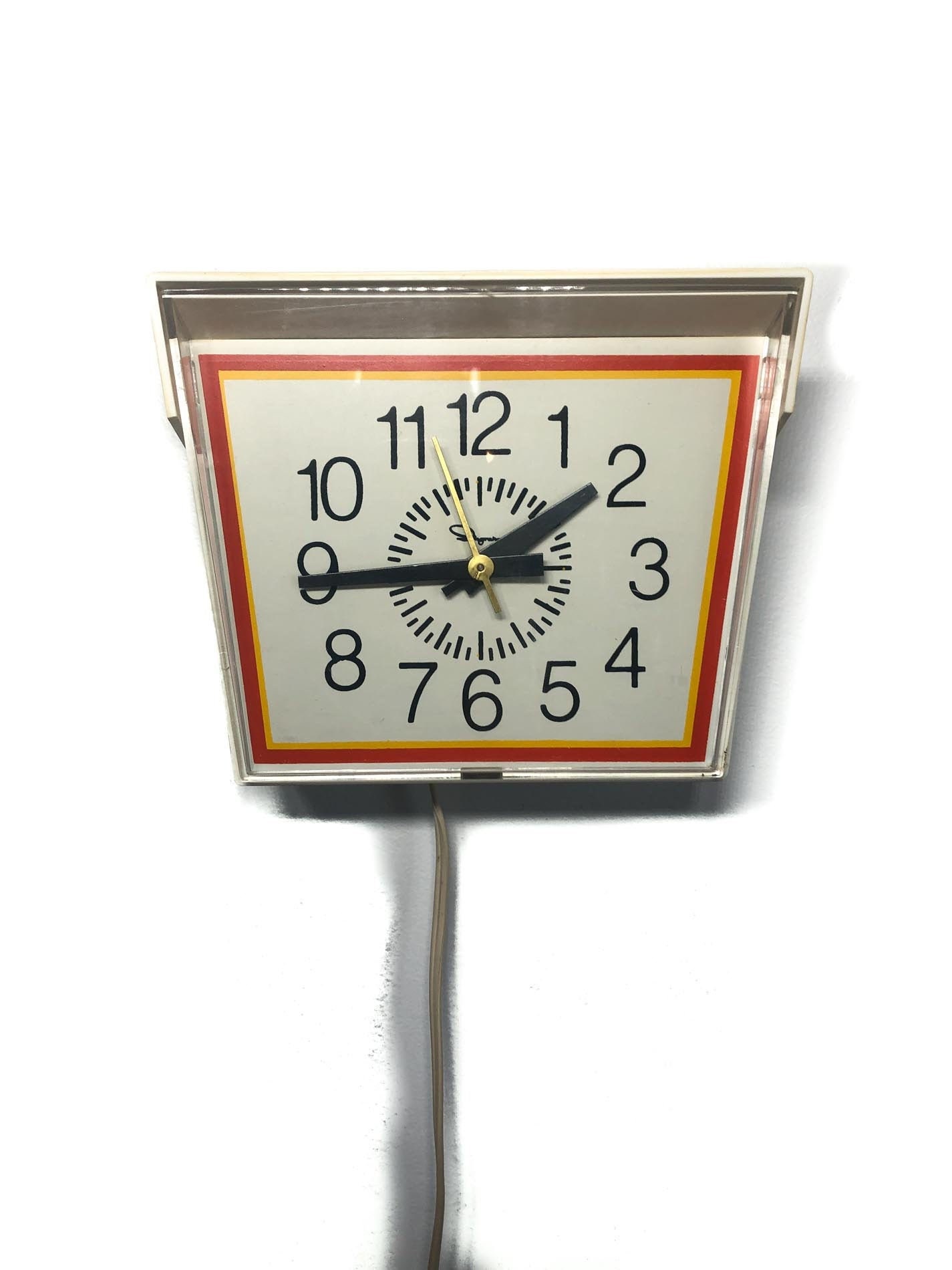 MCM Wall Clock, Mid Century Wall Clock,1950s Kitchen Clock