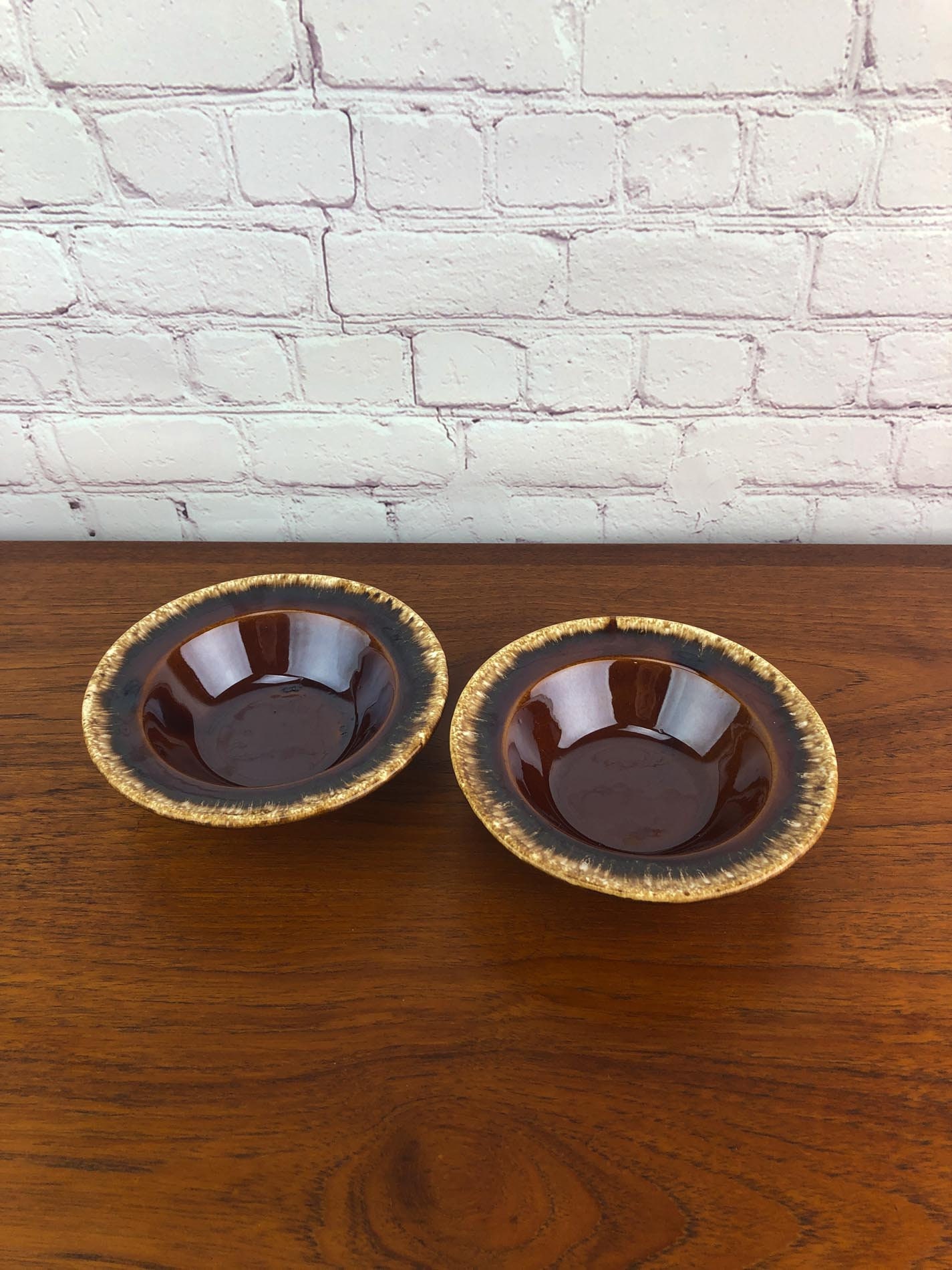 Hull Crestone Cereal Bowls (2), Hull Brown Drip Oven Proof USA Bowls