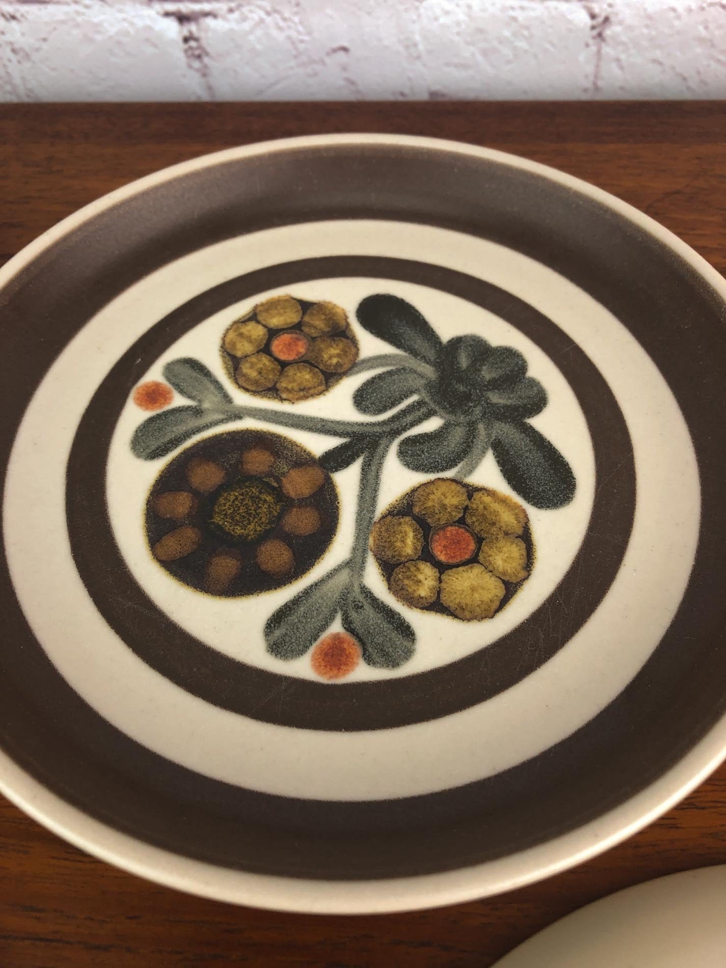 DenbyLangley Mayflower Dessert Plates (5) Designed by Gill Pemberton