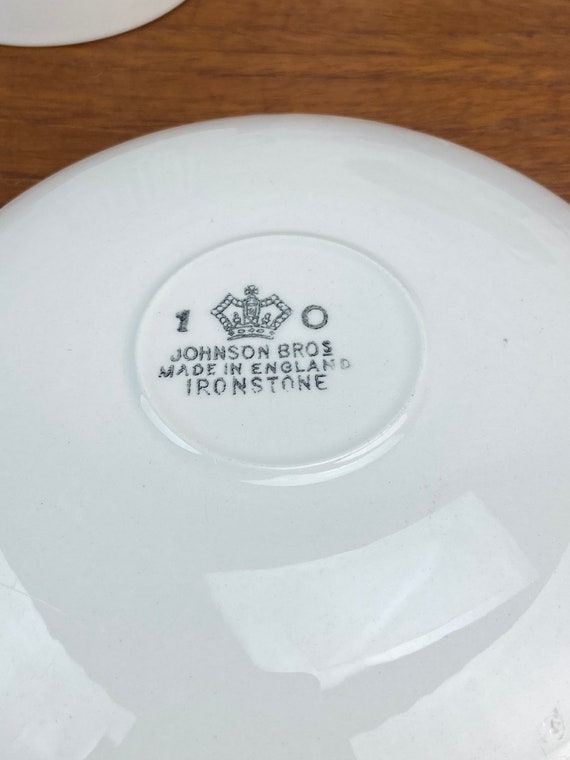 Johnson Brothers Athena(6) Athena Cups and Saucers (6) Johnson