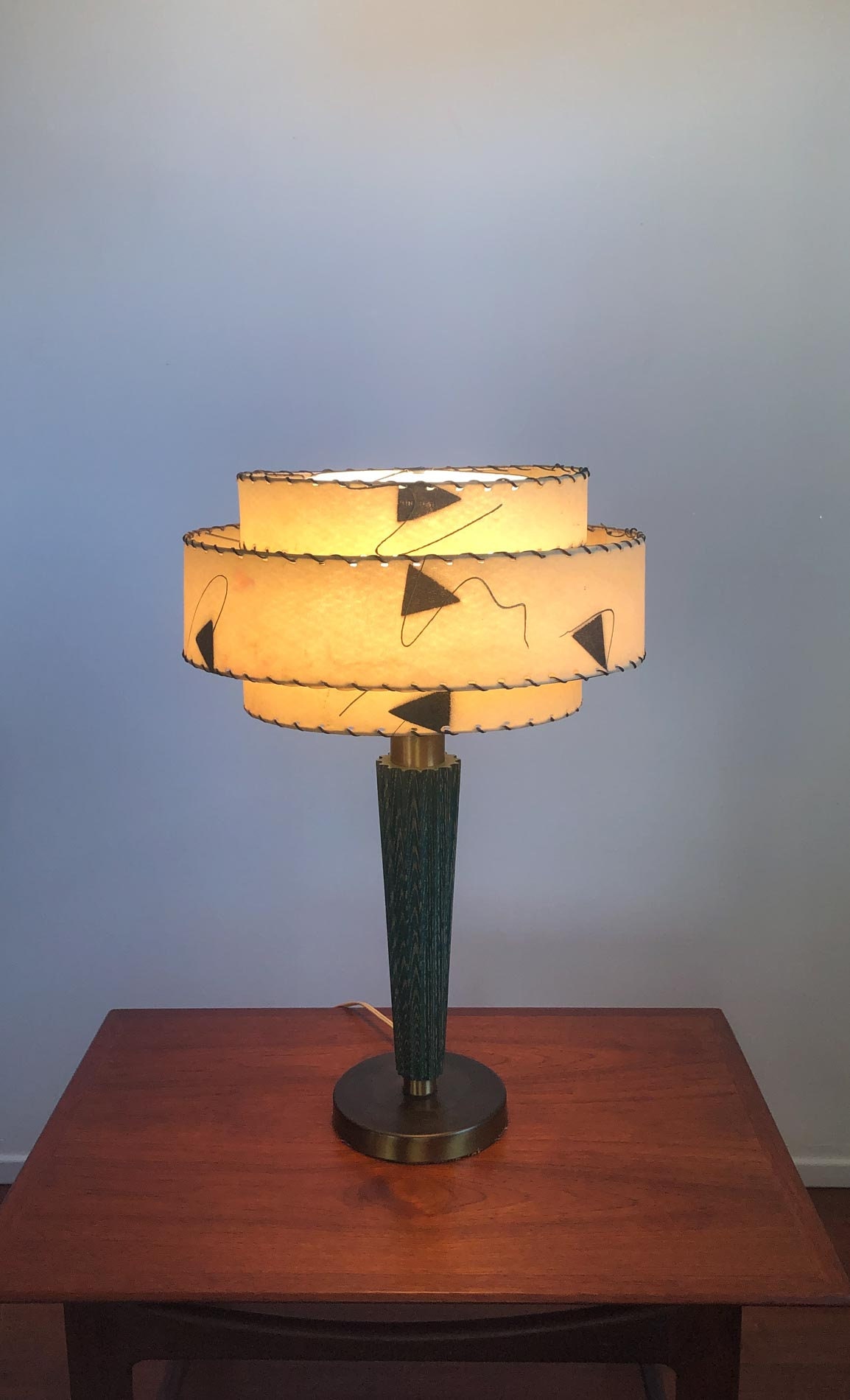 Mid Century Modern Lamp, MCM Table Lamp, Atomic Ranch Lamp, Fiberglass