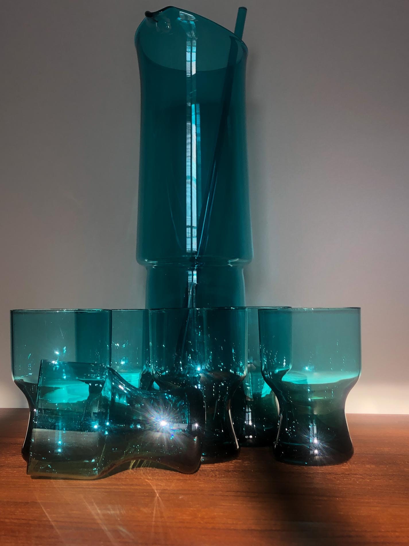 Martini Pitcher, MMC Martini Carafe, Blue Carafe and Glasses, Mid