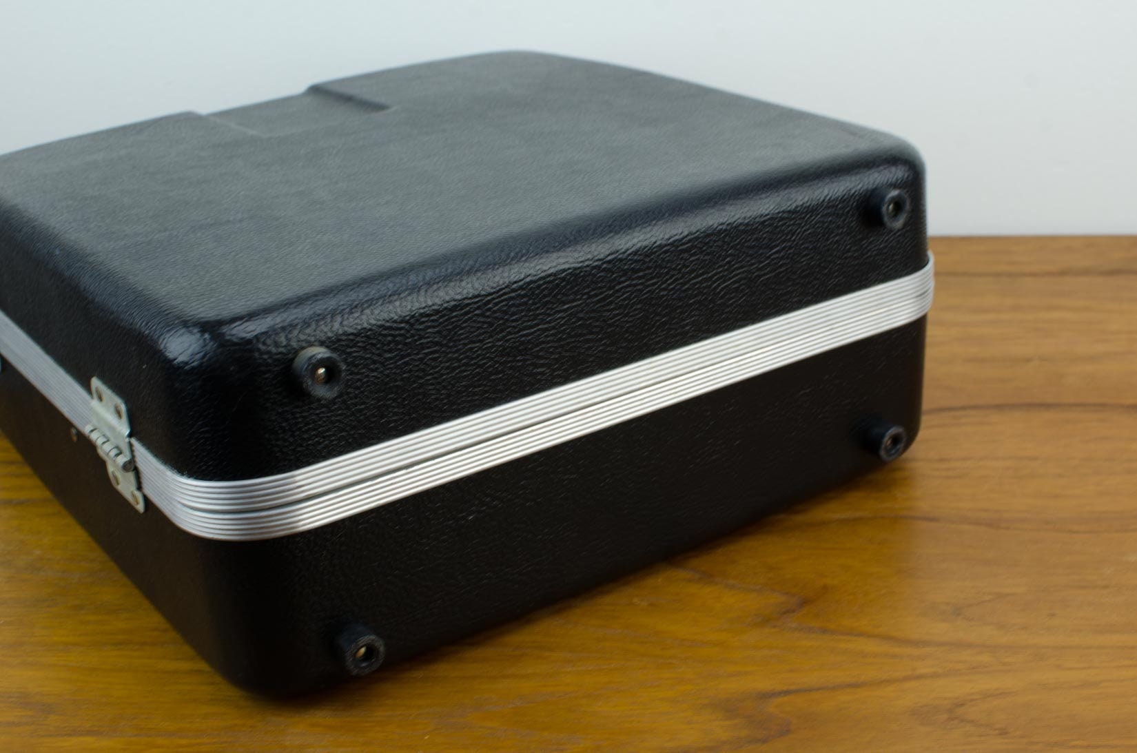 Vintage TraveLBar, Portable Bar, Suitcase Bar, Travel Bar, Briefcase