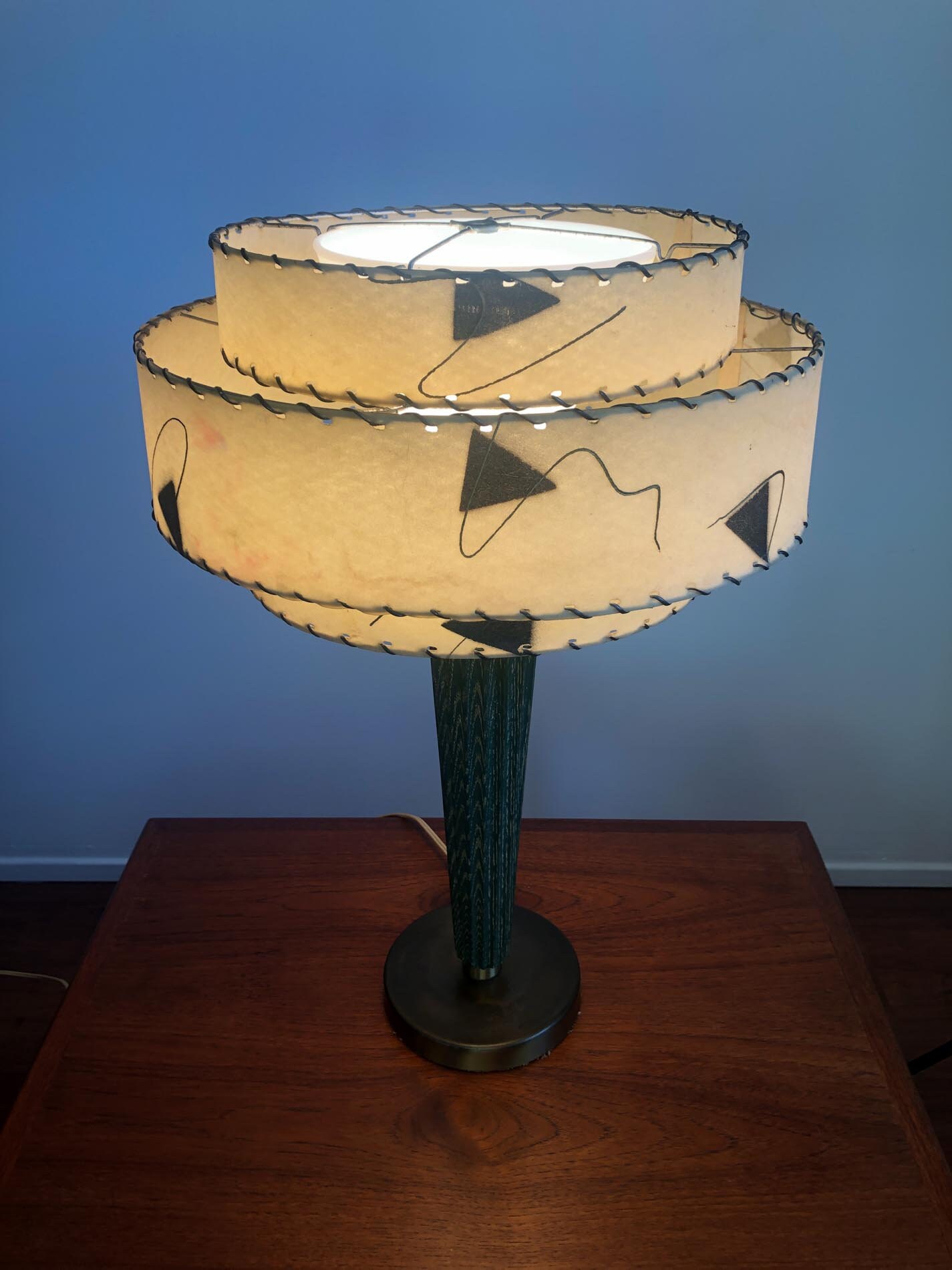 Mid Century Modern Lamp, MCM Table Lamp, Atomic Ranch Lamp, Fiberglass