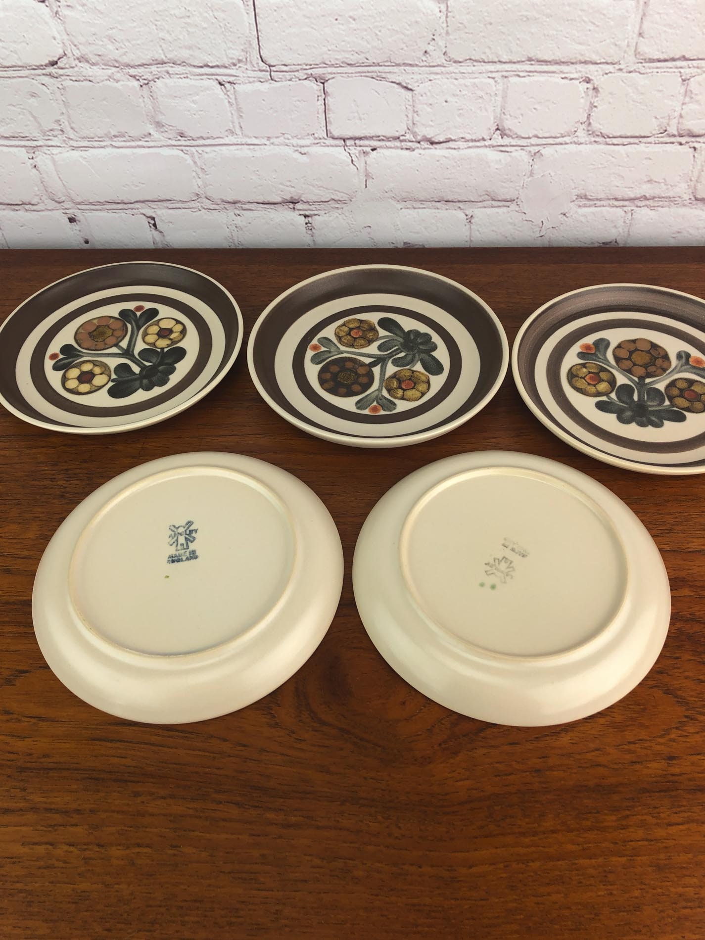 DenbyLangley Mayflower Dessert Plates (5) Designed by Gill Pemberton